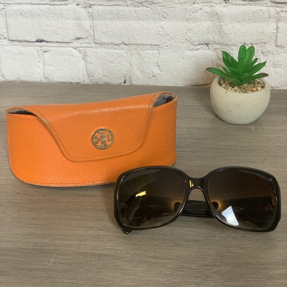 Tory Burch Sun Glasses